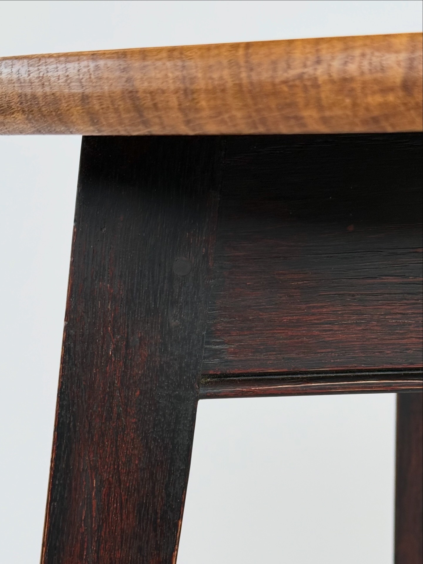 Classic Joined Cricket Table - Image 3